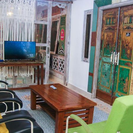 Kejayan Budarno Homestay מראה חיצוני תמונה